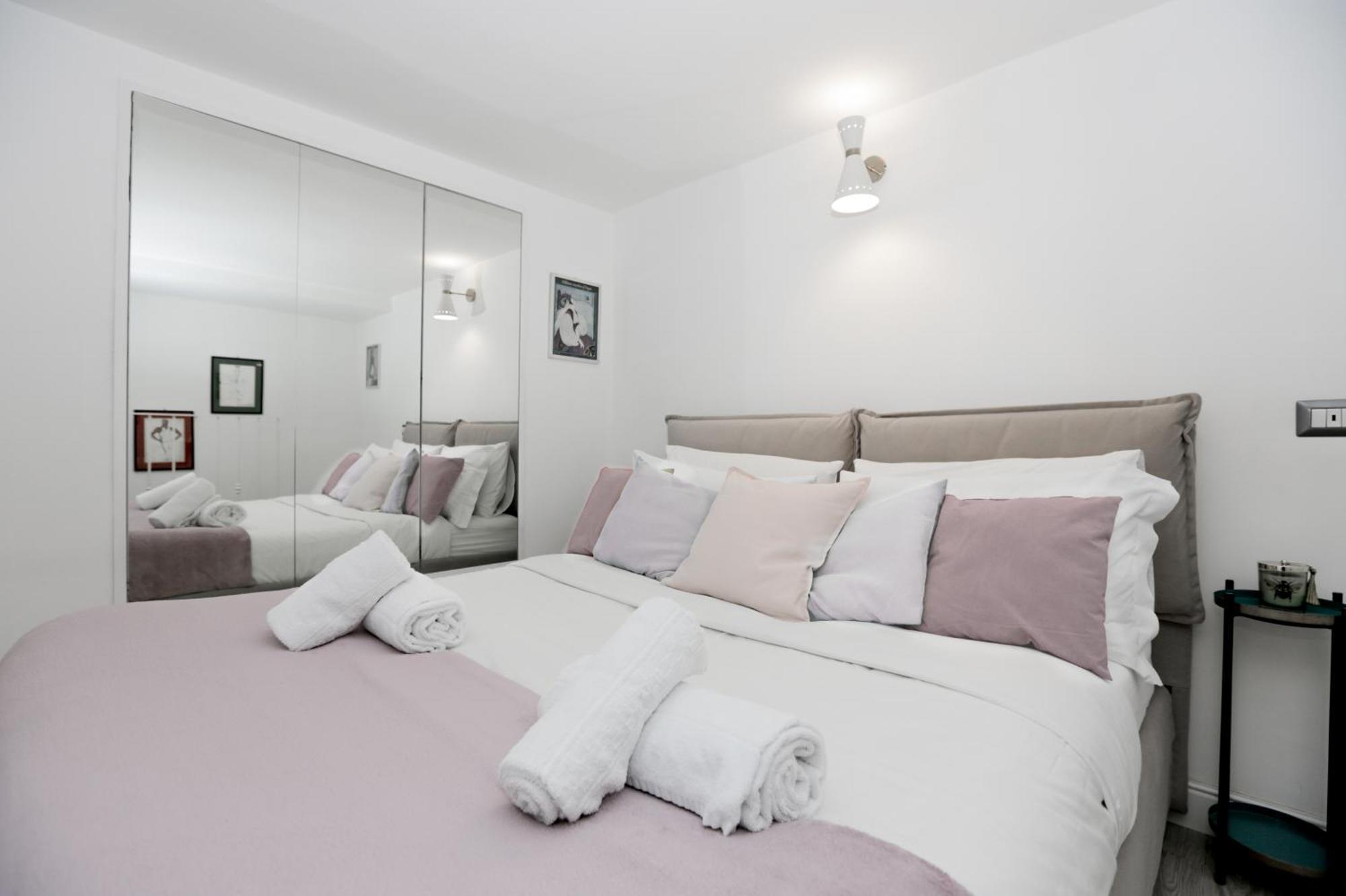 Апартаменты Fashion Loft 8 Min To Duomo Милан Экстерьер фото